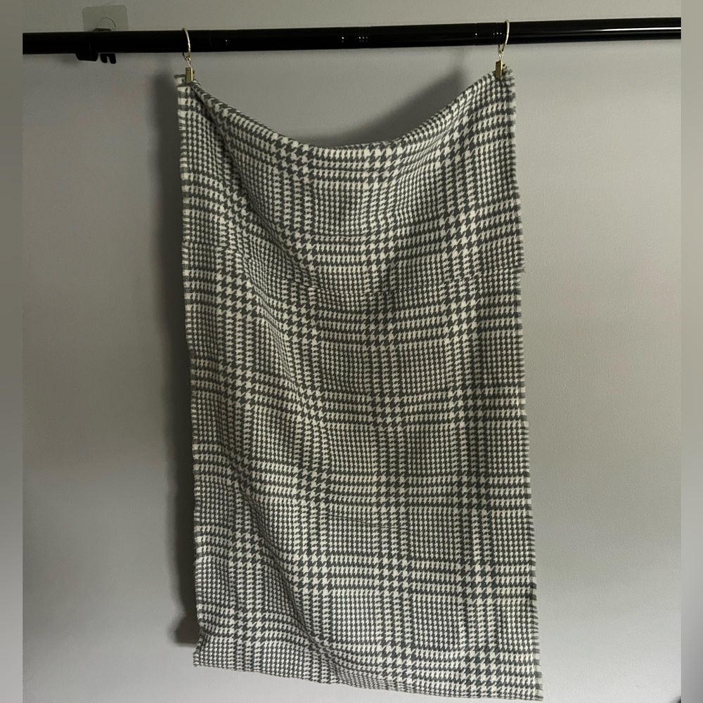 Black/White Plaid Infinity Scarf